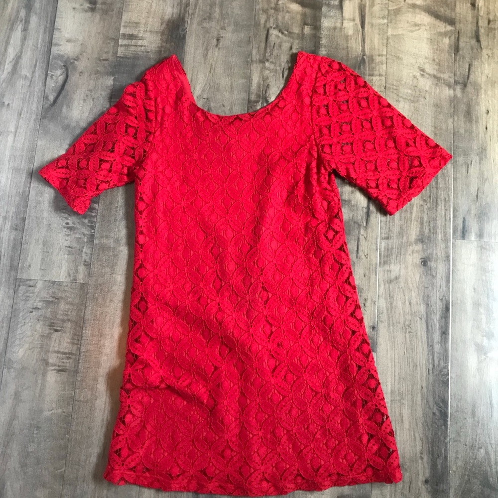 Francesca’s small red lace dress